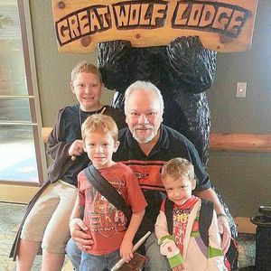 Meet your Posher, Charles